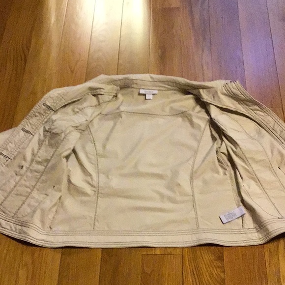 Dress Barn tan jacket, large, great condition - Picture 9 of 11